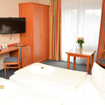 Hotel Blutenburg-2